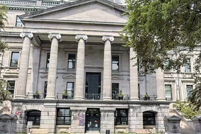 Old Montreal: Self-Guided Tour from Place D‘Armes to Old Port - Notre-Dame-de-Bon-Secours and the Sailors’ Church