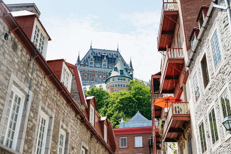 Old Quebec City: Grand Walking Tour with Private Option - Dufferin Terrace gives you the opening view