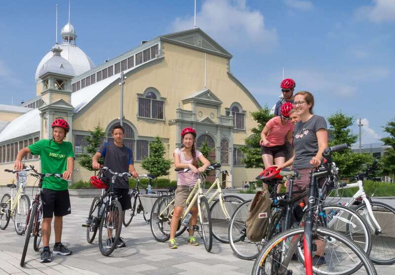 Ottawa: 2 or 3.5-Hour Guided Bike Tour with a Local Guide - The National Gallery, Byward Market, and city life