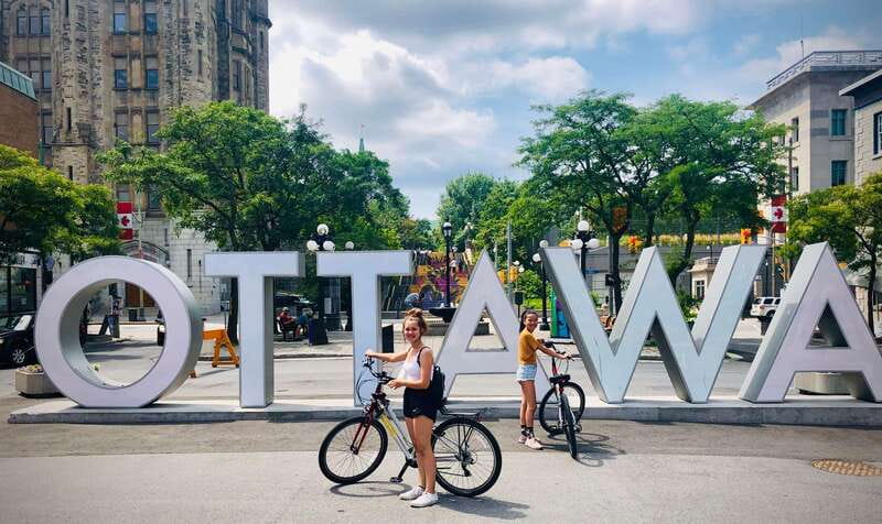 Ottawa: 4 or 8-Hour Bike Rental with Self-Guided Tour - Regular bike or ebike?