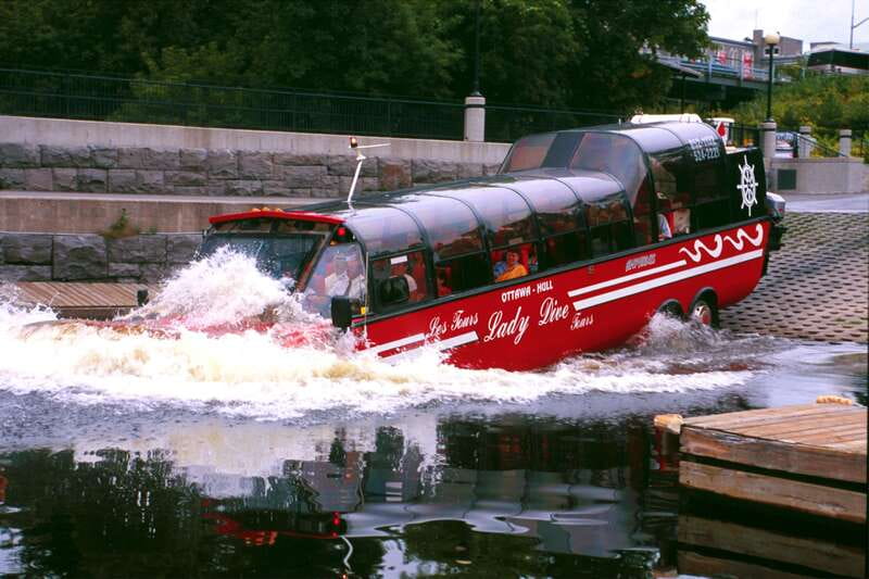 Ottawa: Bilingual Guided City Tour by Amphibious Bus - Key points at a glance