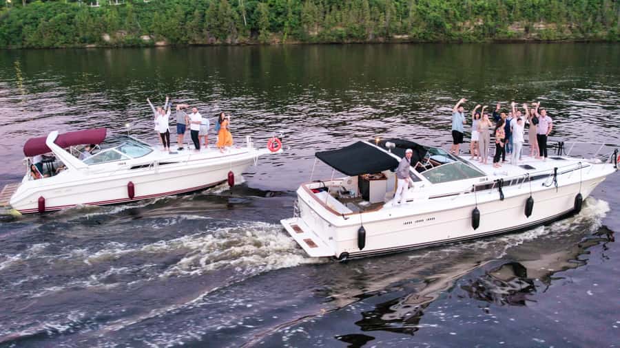 Ottawa: Downtown Yacht Cruise - Wed-Sun @ 6PM - 75 Minutes - What this Ottawa yacht cruise is really like