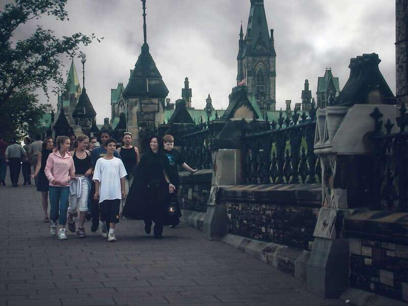 Ottawa: Haunted Night Walking Tour - Why the guide matters more than the route