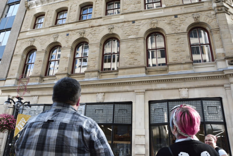 Ottawa: Hidden Gems Guided Walking Tour - Starting near Sparks Street and the National War Memorial