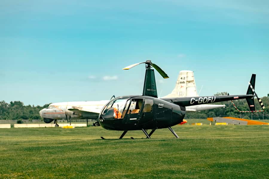 Ottawa: Panoramic helicopter flight (Gatineau Park + downtown) - Timing, cancellation, and practical planning