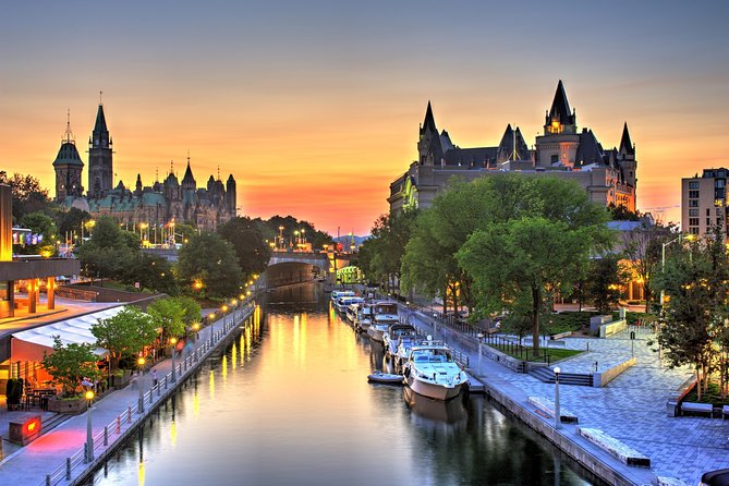 Ottawa Private Day Tour from Montreal - Rideau Falls and the downtown route