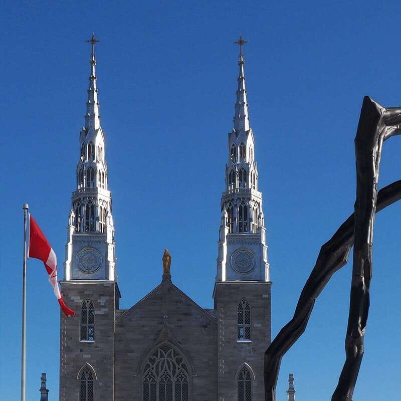 Ottawa: Walking Tour in the Heart of the Capital - The pace, comfort, and practical side