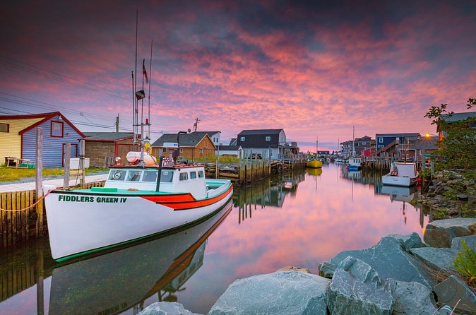 Peggy’s Cove Adventure and Halifax City Public Tour - Guide Quality Can Shape the Experience