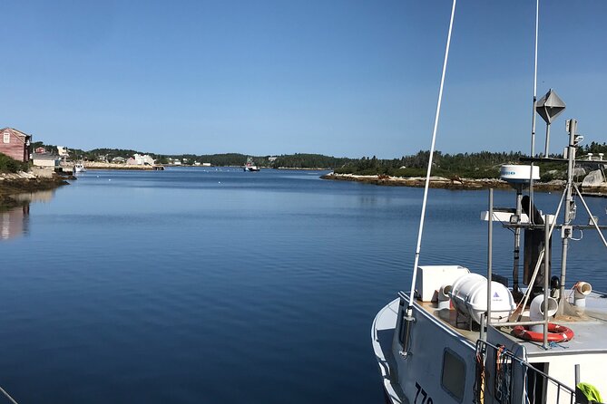 Peggy’s Cove/Mahone Bay & Lunenburg UNESCO HERITAGE SITE. - The guide can make or break the day
