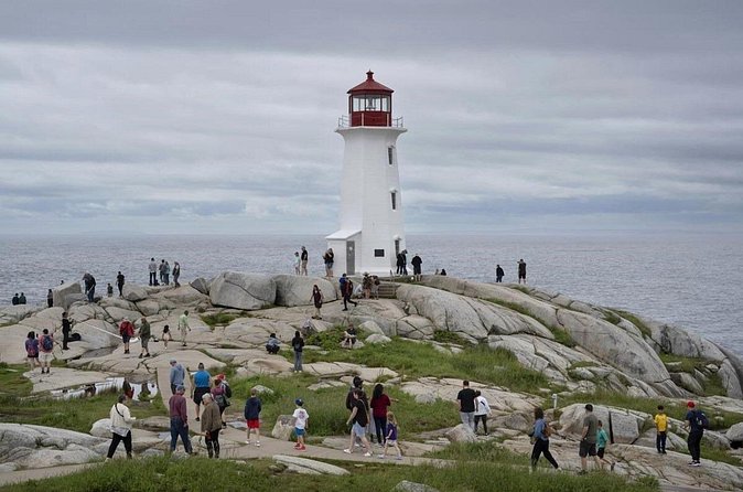 Peggys Cove Tour in Private Vehicle - What the private format adds