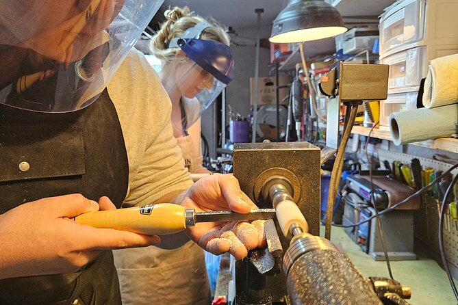 Pen Making With The Woodworker Himself - Turning a Plain Block Into a Personal Souvenir