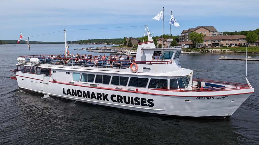Penetanguishene: Afternoon Sightseeing Cruise - Captain’s stories add the human touch