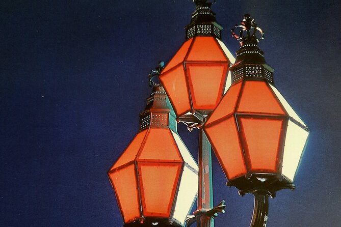 Pete's Historic Walking Tour - Three Sisters Lamp and the waterfront finish