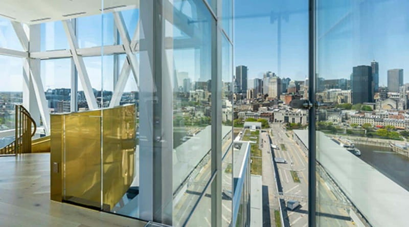 Port of Montreal Glass Tower Entry - Making a port symphony with five musical balloons