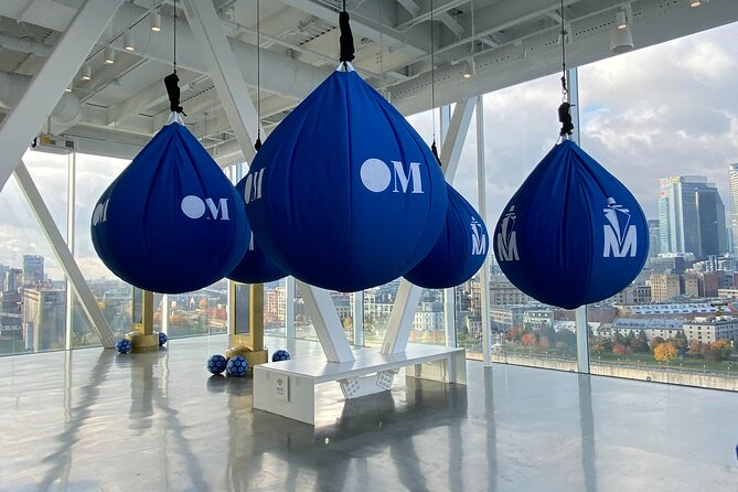 Port of Montreal Tower - Going up to the 65-meter observation deck