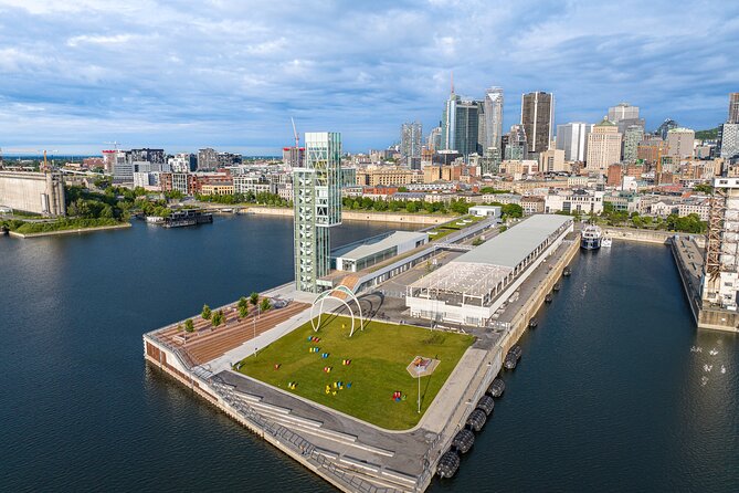 Port of Montreal Tower - When to visit and how long to allow