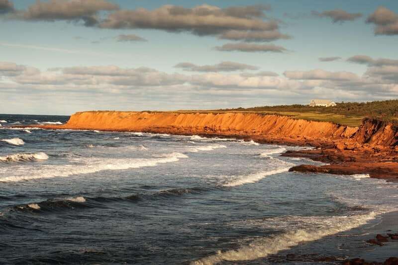 Prince Edward Island: Guided Tour with Anne of Green Gables - The guide can make or break the drive