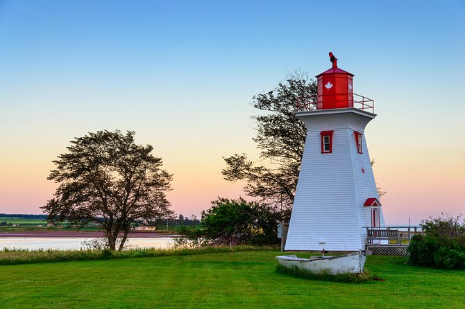Prince Edward Island Premium Tour With Anne of Green Gables - What this four-hour PEI tour really covers