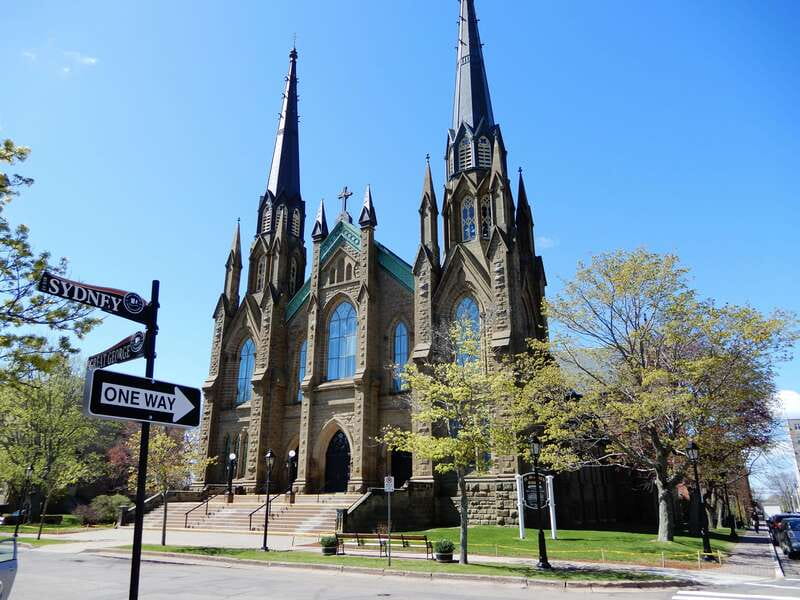 Prince Edward Island: Small Group Charlottetown Walking Tour - Great George Street and Charlottetown’s changing styles
