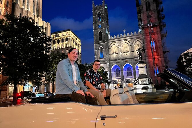 PRIVATE 2-Hour tour of Montréal in Convertible Cadillac + Murals - Chinatown, seen in a quick but worthwhile pass