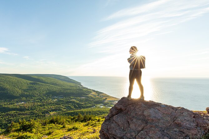 Private Cruise Excursion in Cape Breton - The long, winding road toward Ingonish