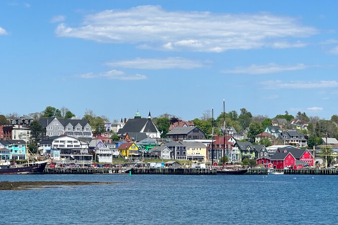 Private Guided Tour: Peggy’s Cove, Mahone Bay, Lunenburg & Ovens - Key points before you book