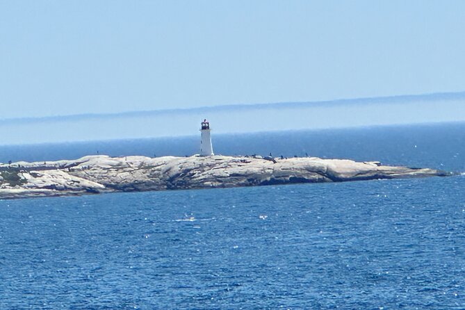 Private Guided Tour: Peggy’s Cove, Mahone Bay, Lunenburg & Ovens - Peggy’s Cove and the granite coast