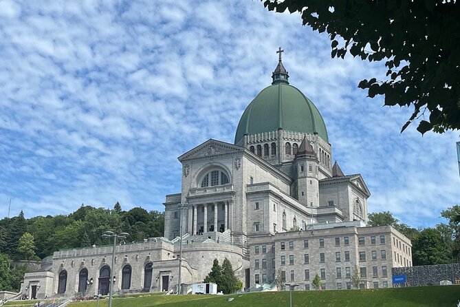 Private Montreal City Tour by Car, History & Hidden Gems - Why a private car works well in Montreal