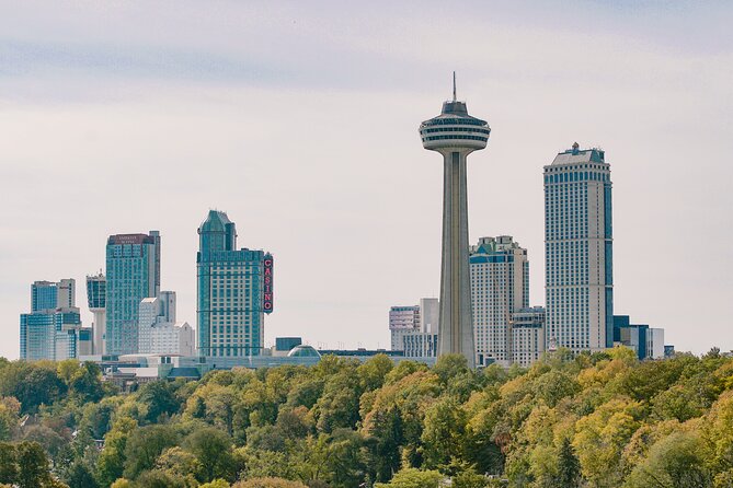 Private Niagara Falls Premium Driving Tour - Key points at a glance