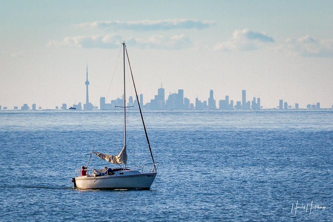 Private ONE-Way Direct Transfer Niagara Falls to Toronto Downtown - A simple Niagara Falls to Toronto transfer
