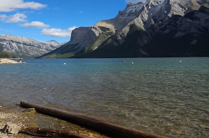 Private Transfer from Banff to Calgary or Calgary Airport - Communication is one of the strong points