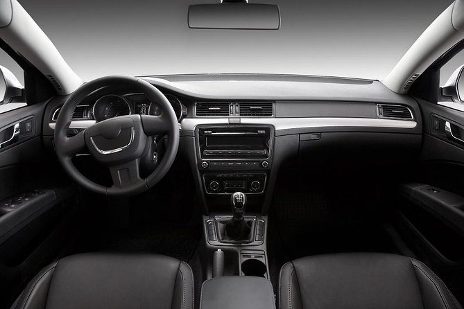 Private Transfer from Vancouver Airport (YVR) - Who should book this transfer
