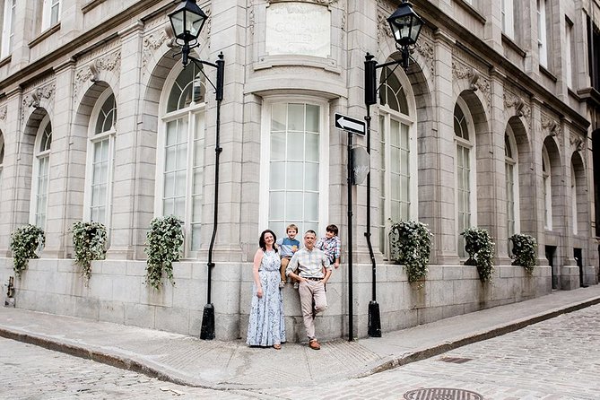 Private Vacation Photography Session with Photographer in Montreal - Choosing Between Old Montreal and Vieux Port