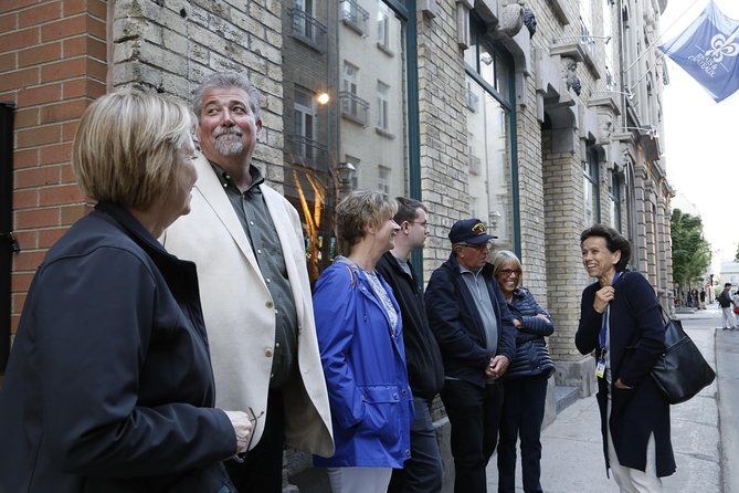 Private Walking Tour of Old Quebec with Funicular - Breakneck Steps and the move to Lower Town