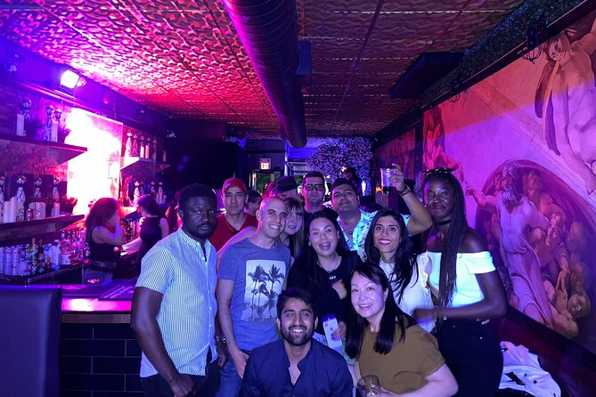 Pub Crawl Toronto - Moving through three or four Toronto venues