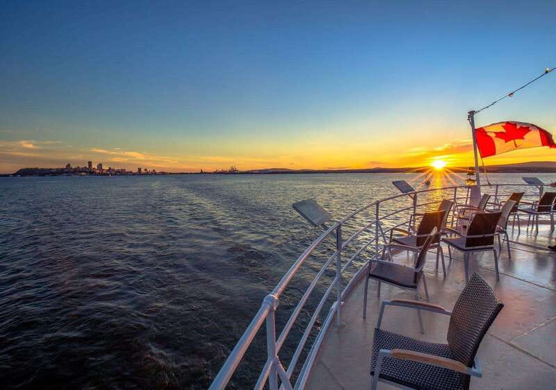 Québec City: 2-Hour Cocktail & DJ Evening Cruise - Who will enjoy the two-hour cruise most