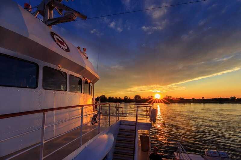 Québec City: 2-Hour Cocktail & DJ Evening Cruise - Is $51 a good value?