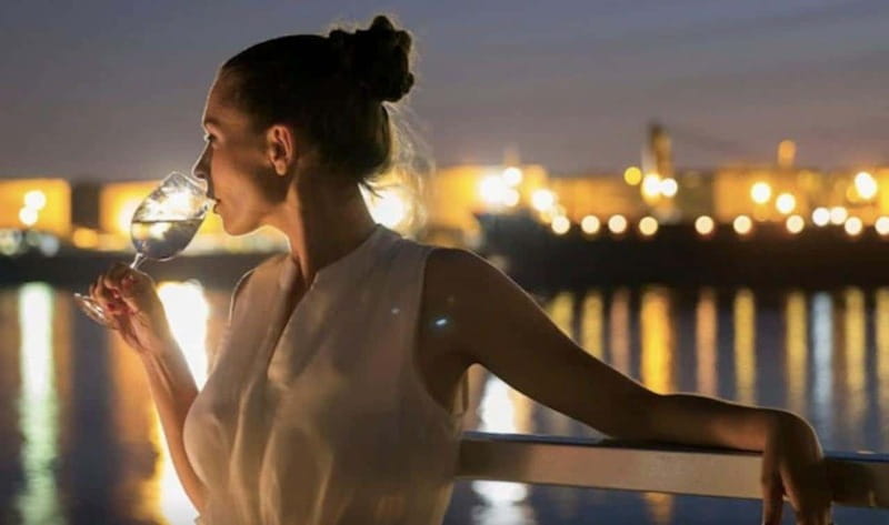 Québec City: 2-Hour Cocktail & DJ Evening Cruise - Practical planning for your evening