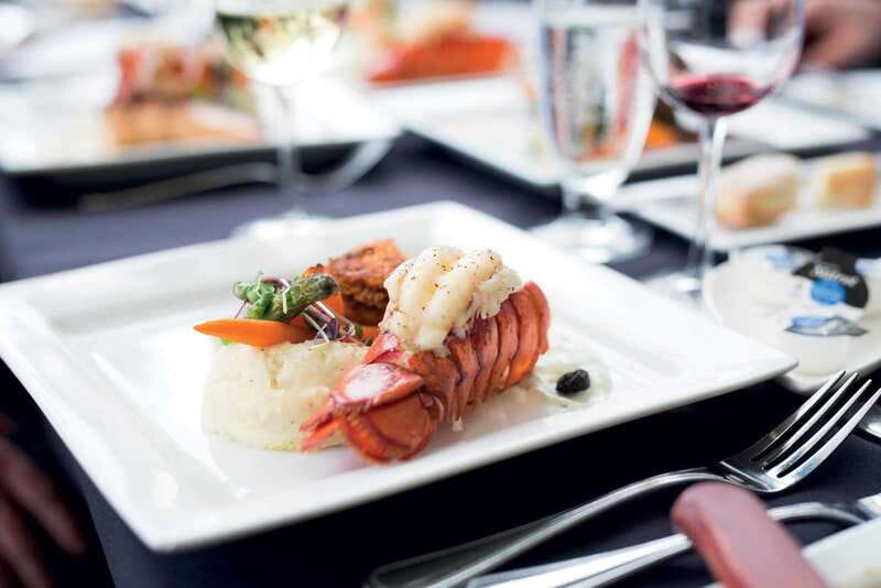 Québec City: 3 or 5-Course Dinner Cruise with DJ & Dancing - The route from Château Frontenac to Montmorency Falls