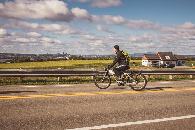 Quebec City: Electric Bike Rental on Ile d'Orléans - What the $66 price really buys