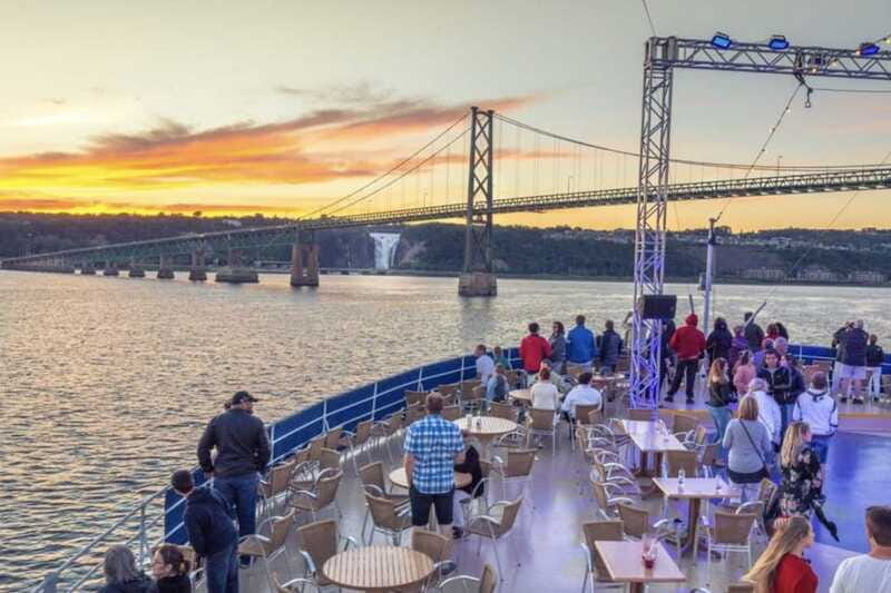 Québec City: Evening Cruise with Live DJ - Bars, terraces, and what you actually pay for