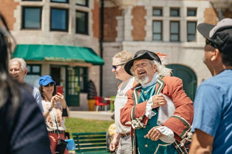 Quebec City: Guided Tour of Fairmont Le Château Frontenac - Key points to know before you go