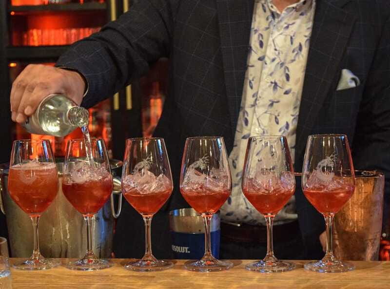 Quebec City: Historical Walking and Tasting Tour - Who should book this walk?