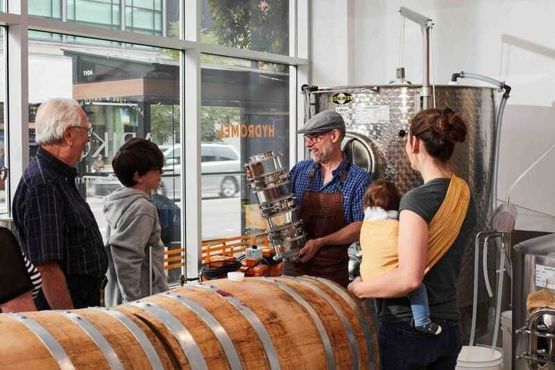 Quebec City: Honey and Distillery Tour with Tasting - The tasting: three ways to meet local honey