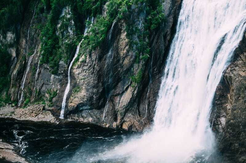 Quebec City: Old Town and Montmorency Falls Bus Tour - What you can realistically do in 45 minutes