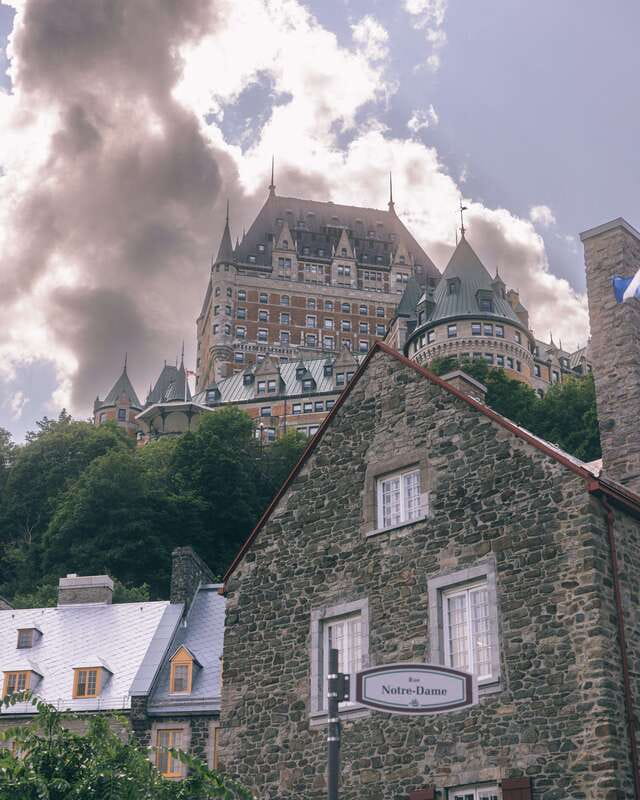 Quebec City Private Walking Tour with Funicular Ride - Price, timing, and the tip