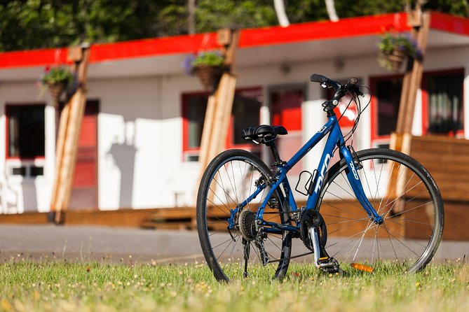 Quebec City - Regular Bike Rental on Ile d'Orléans - Views, photos, and autumn color