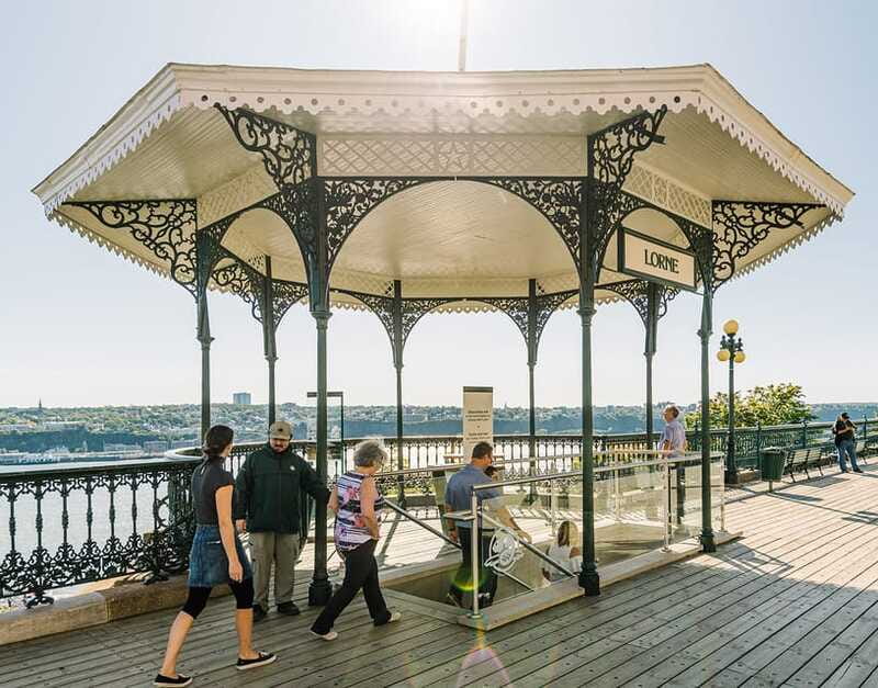 Québec City: Saint-Louis-Forts-and-Châteaux visit - The artifacts that make daily life understandable
