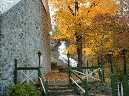 Quebec: City Tour, Montmorency Falls & Île d'Orléans Tour - How the schedule really works