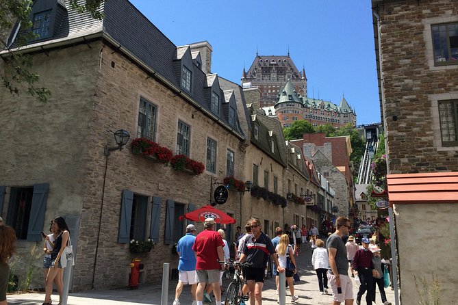 Quebec City Walking Tour - The Basilica and the Seminary courtyard
